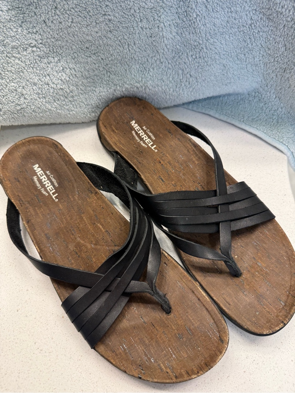 Merrell Air Cushion Memory Foam Black Leather Thong Sandals Size 11